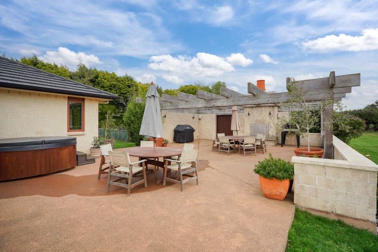 Photo of property in 14 Oreti Road, Otatara, Invercargill, 9879