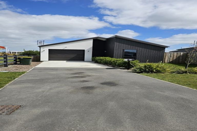 Photo of property in 12 Nepia Lane, Rolleston, 7615