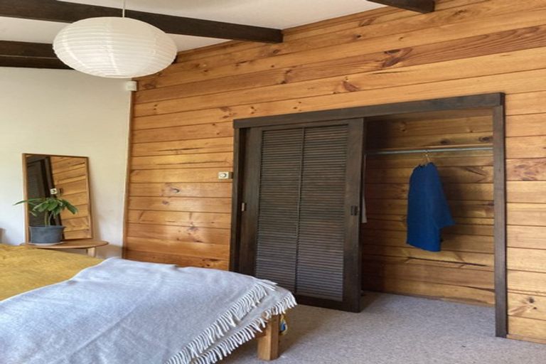 Photo of property in 1/28 Scotstoun Place, Glen Eden, Auckland, 0602