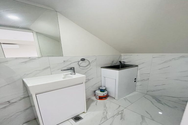 Photo of property in 3/49 Gloucester Road, Manurewa, Auckland, 2102