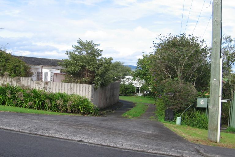 Photo of property in 4 Chisbury Terrace, Shelly Park, Auckland, 2014