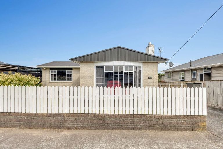 Photo of property in 312 Frankley Road, Ferndale, New Plymouth, 4310