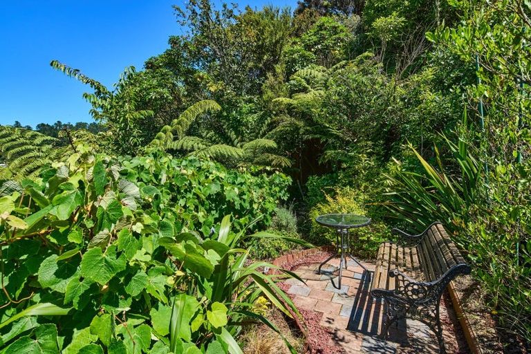 Photo of property in 22 Rintoul Grove, Stokes Valley, Lower Hutt, 5019