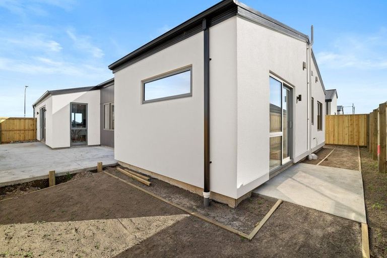 Photo of property in 2 Tarata Way, Lower Shotover, 9304