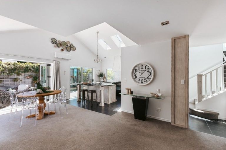 Photo of property in 650b Papamoa Beach Road, Papamoa Beach, Papamoa, 3118