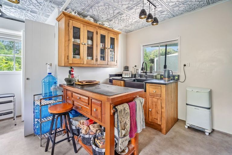 Photo of property in 290 Paihia Road, Kawakawa, 0282