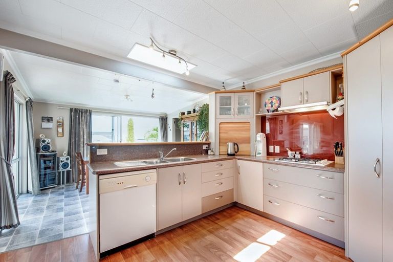 Photo of property in 132 Stafford Drive, Ruby Bay, Mapua, 7005