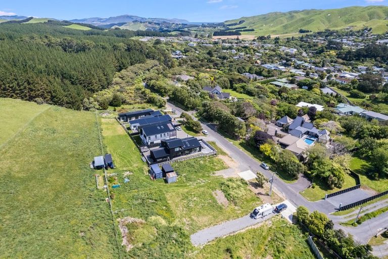 Photo of property in 60 Muri Road, Pukerua Bay, 5026