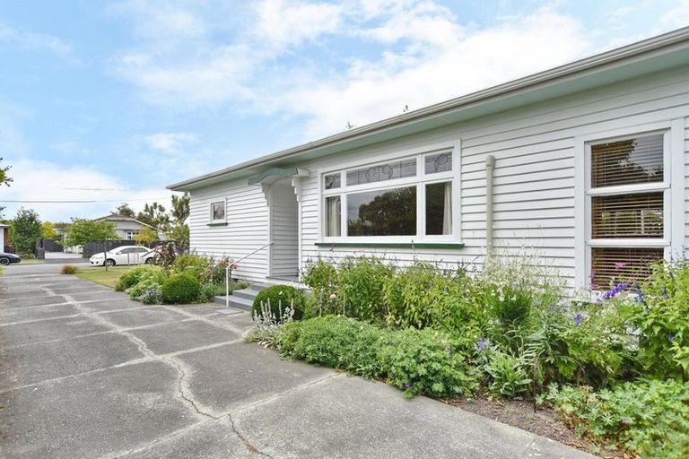 Photo of property in 5 Garnett Avenue, Spreydon, Christchurch, 8024