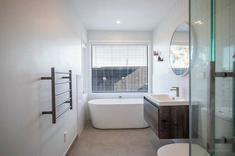 Photo of property in 4 Omahina Street, Raglan, 3225