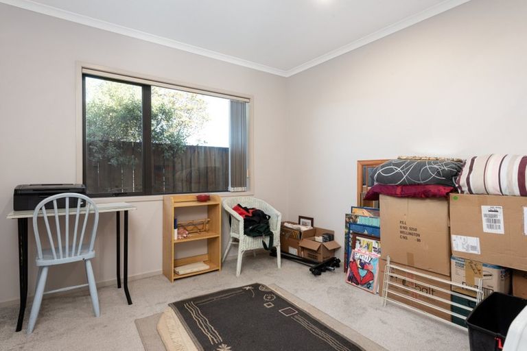 Photo of property in 37 Matene Place, Papamoa Beach, Papamoa, 3118