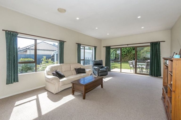 Photo of property in 24 Frankleigh Street, Somerfield, Christchurch, 8024