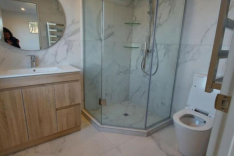 Photo of property in 29a Mackenzie Street, Te Atatu South, Auckland, 0610