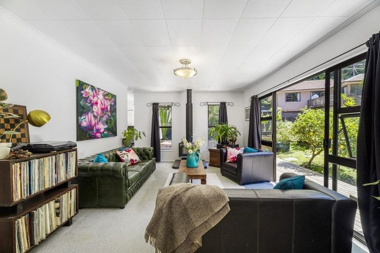 Photo of property in 2/128 Manuka Road, Bayview, Auckland, 0629