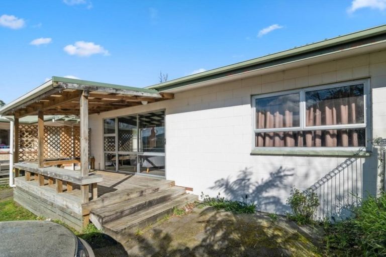Photo of property in 61 Fairview Road, Western Heights, Rotorua, 3015