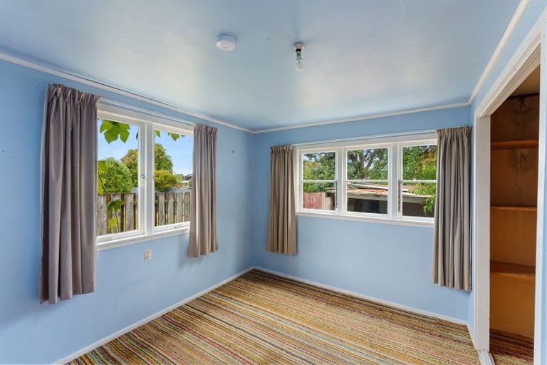 Photo of property in 54 Norfolk Crescent, Otaki Beach, Otaki, 5512