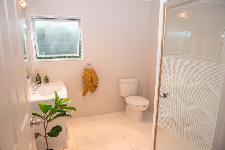Photo of property in 11 Christine Drive, Coopers Beach, 0420