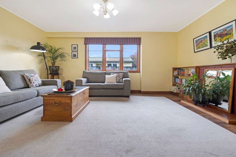 Photo of property in 145 Rimu Street, Maeroa, Hamilton, 3200