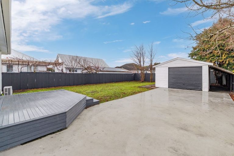Photo of property in 139 Aorangi Road, Bryndwr, Christchurch, 8053