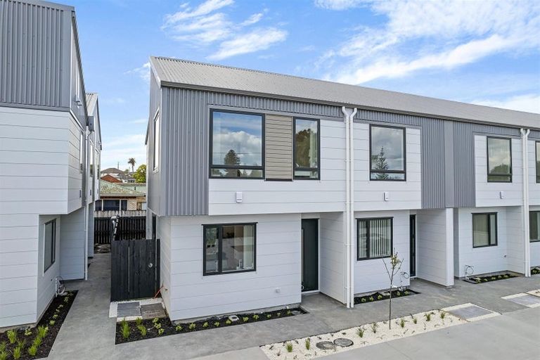 Photo of property in 46c Wyllie Road, Papatoetoe, Auckland, 2025