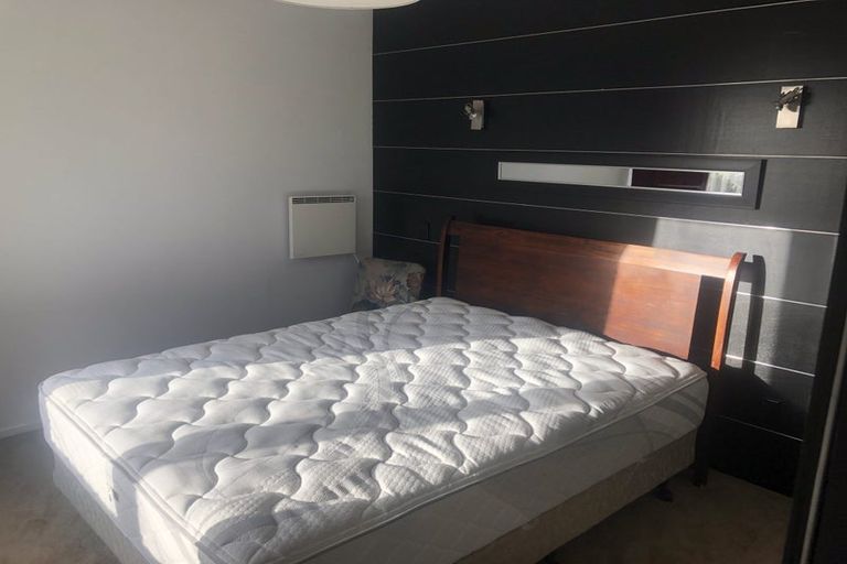 Photo of property in 61 Mortimer Terrace, Brooklyn, Wellington, 6021