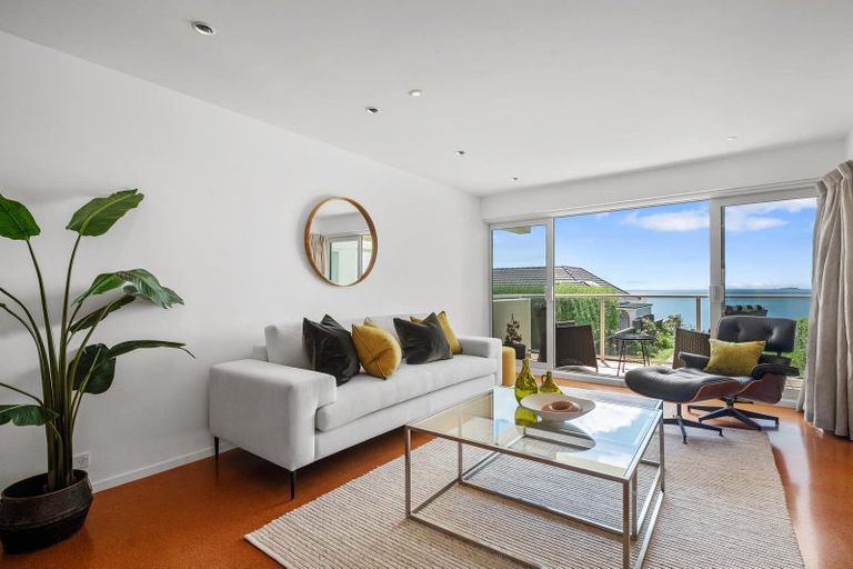 Photo of property in 2/21 Clifton Road, Hauraki, Auckland, 0622