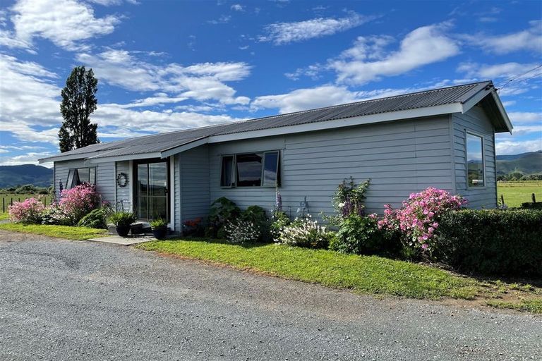 Photo of property in 104 Bryant Road, Brightwater, 7022