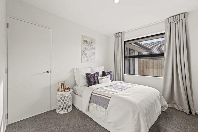 Photo of property in 70 Crossley Avenue, Woodend, 7610