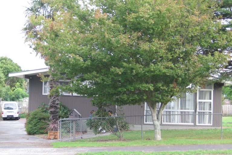 Photo of property in 267 Royal Road, Massey, Auckland, 0614