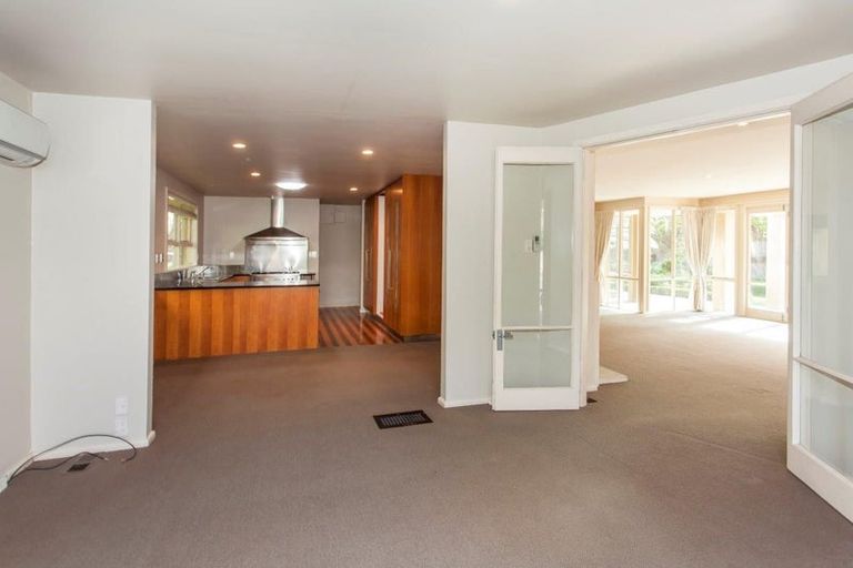 Photo of property in 27 Desmond Street, Merivale, Christchurch, 8014