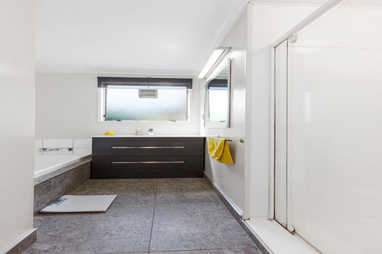 Photo of property in 4 Salmond Street, Halfway Bush, Dunedin, 9010