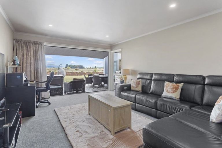 Photo of property in 76 Gatehouse Lane, Woodend, Kaiapoi, 7691
