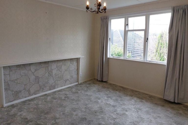 Photo of property in 11 Oak Street, Ebdentown, Upper Hutt, 5018