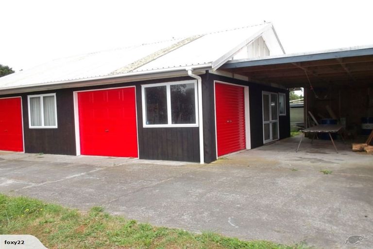 Photo of property in 40 Nuku Street, Tangimoana, 4822