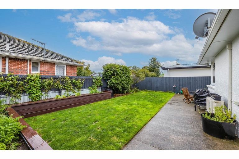 Photo of property in 31 Ravenna Street, Avonhead, Christchurch, 8042
