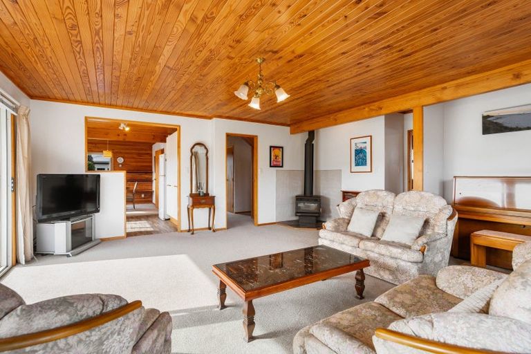 Photo of property in 104 Moana Anu Anu Avenue, Whangamata, 3620