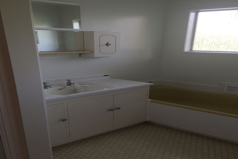 Photo of property in 60a Alison Street, Hamilton Lake, Hamilton, 3204