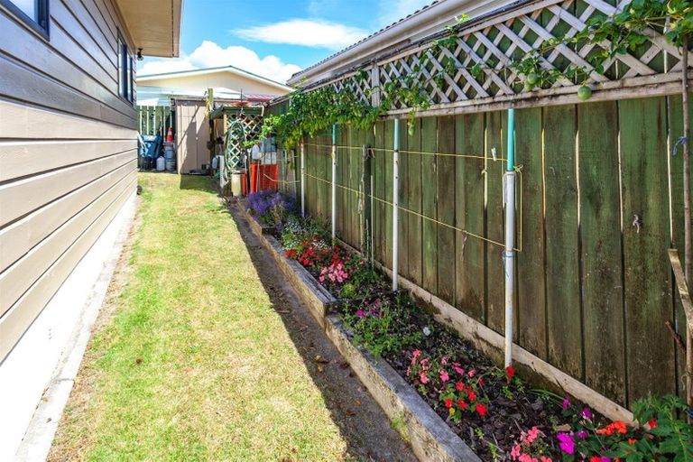 Photo of property in 327b Port Road, Whangamata, 3620