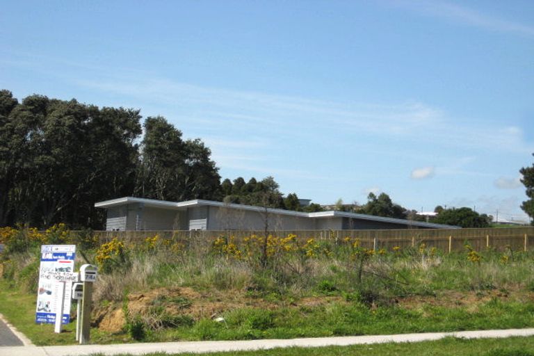 Photo of property in 74a Karamea Street, Whalers Gate, New Plymouth, 4310