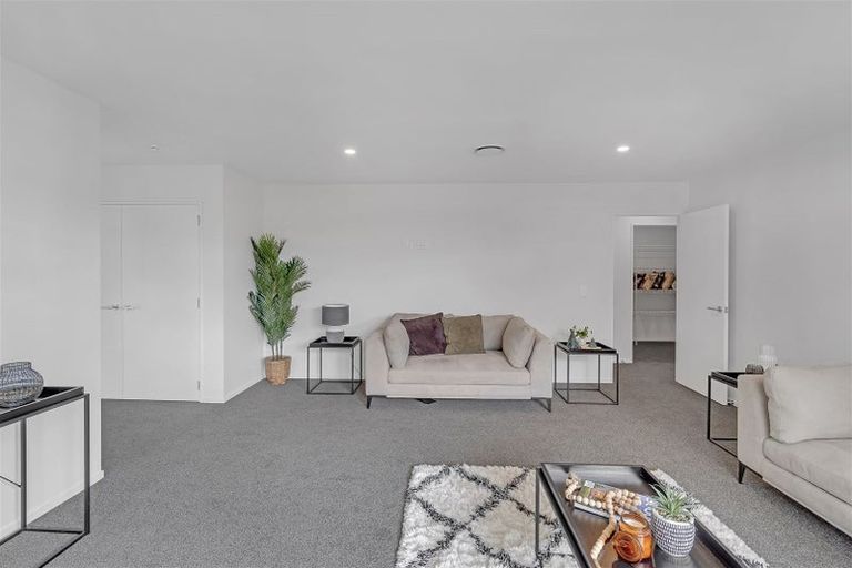 Photo of property in 8 Gemstone Place, Rolleston, 7615