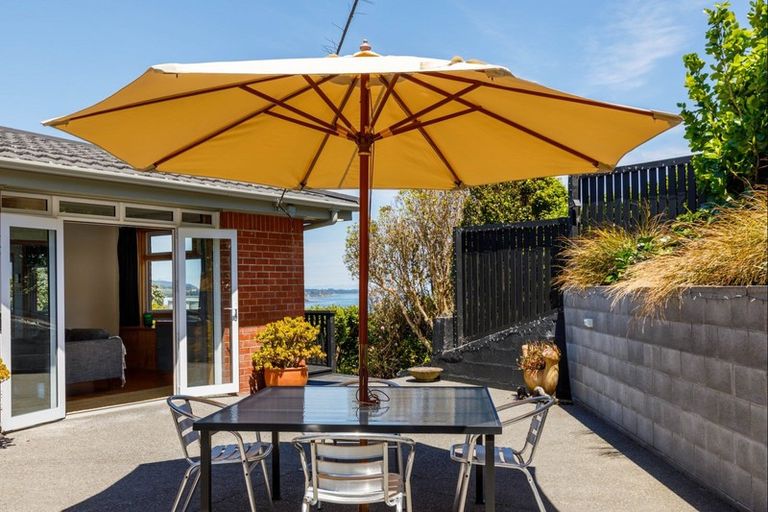 Photo of property in 31 Scott Street, Moturoa, New Plymouth, 4310