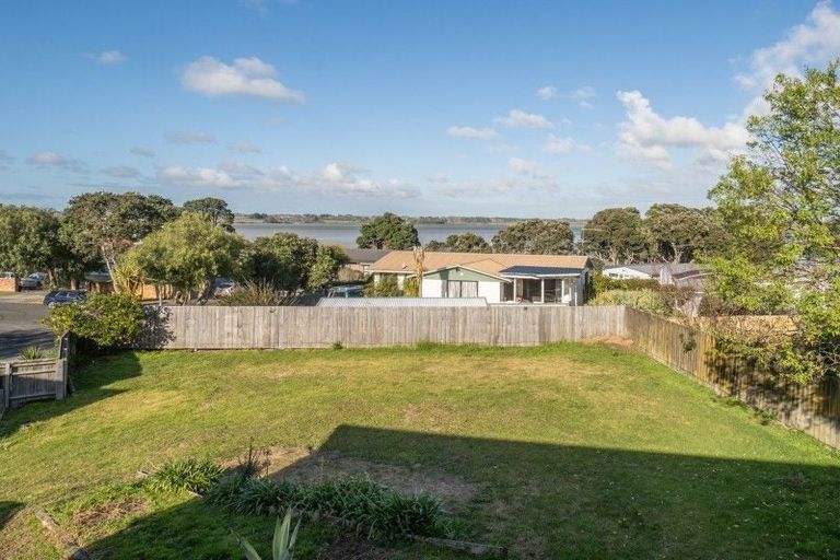 Photo of property in 11 Kaanapali Place, Wattle Downs, Auckland, 2103