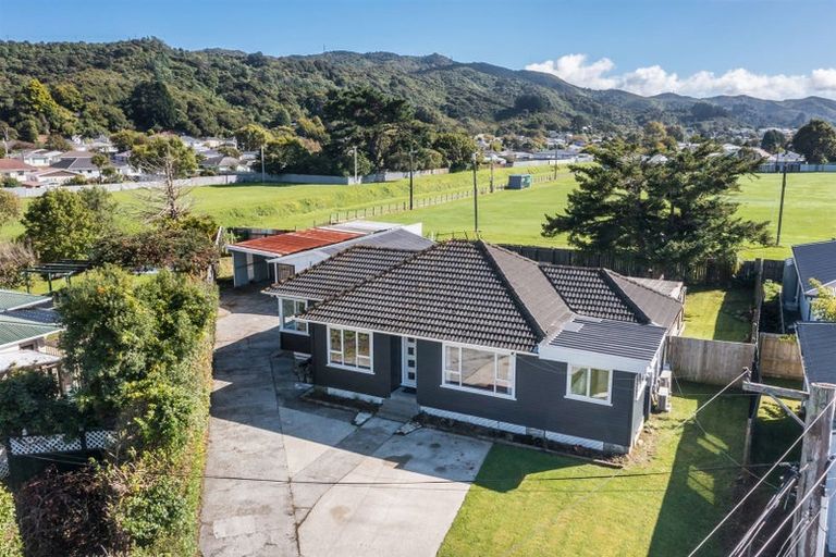Photo of property in 4 Russell Road, Wainuiomata, Lower Hutt, 5014