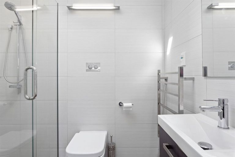 Photo of property in 2 Guinness Crescent, Ilam, Christchurch, 8041