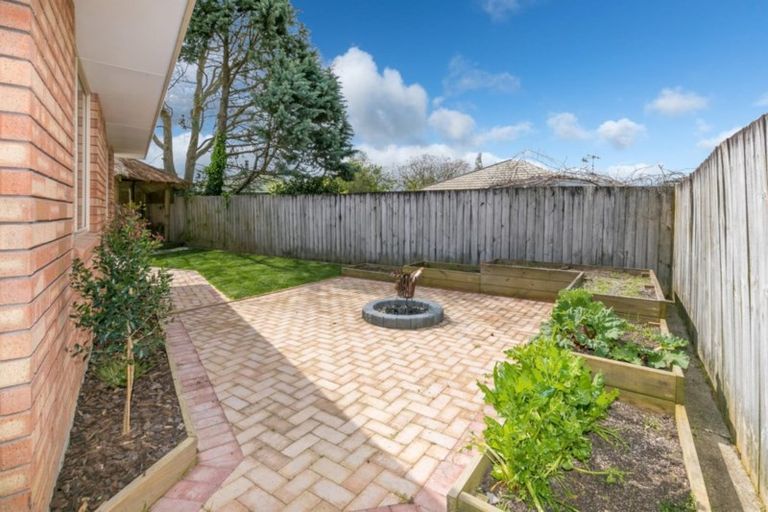 Photo of property in 28 Antrim Place, Nawton, Hamilton, 3200