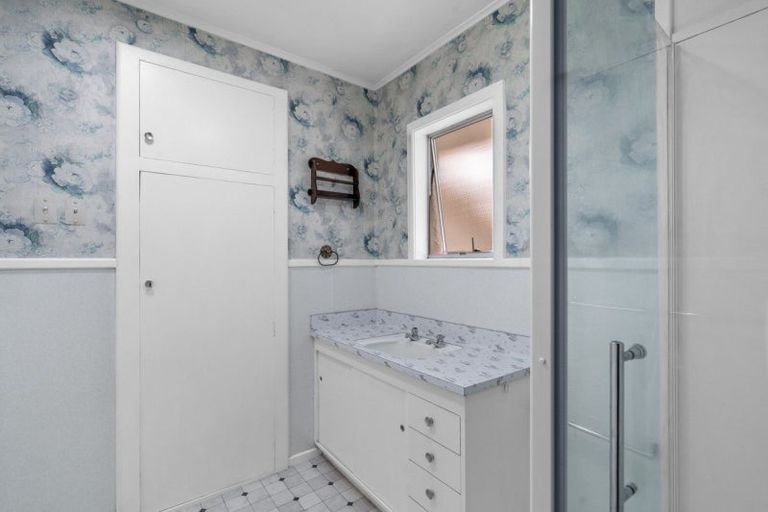 Photo of property in 36 Hillary Street, Winton, 9720