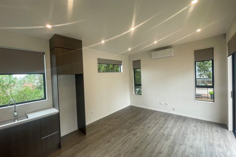 Photo of property in 148b Moire Road, West Harbour, Auckland, 0618