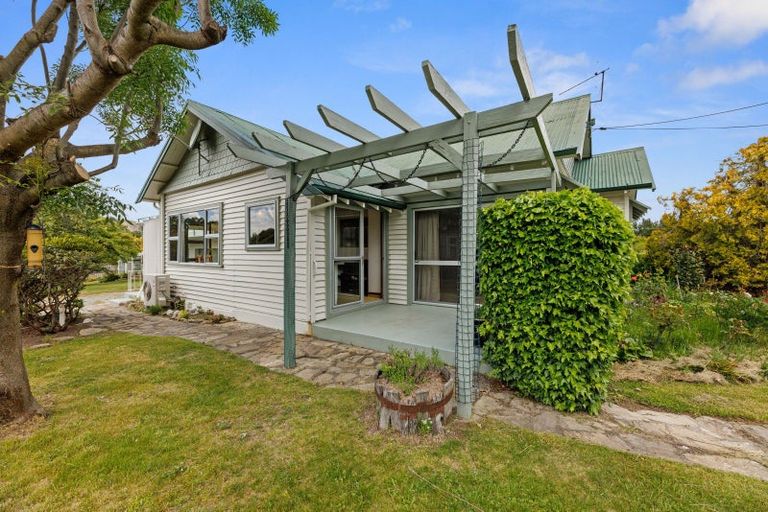 Photo of property in 10 Bowen Street, Kurow, 9435