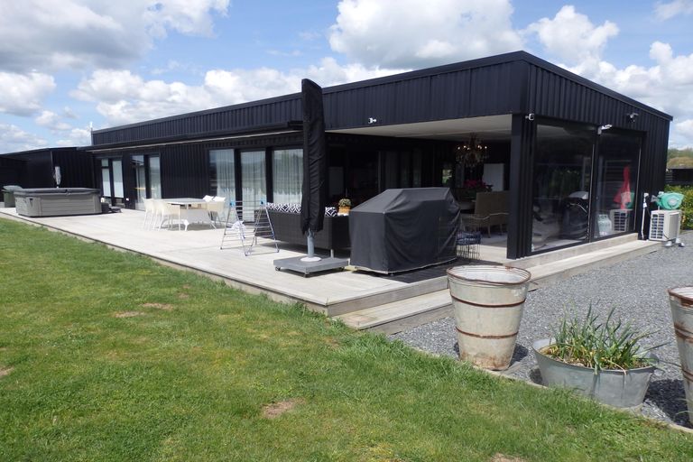 Photo of property in 105 Roto O Rangi Road, Leamington, Cambridge, 3495