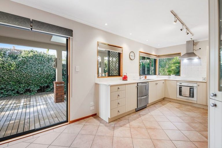 Photo of property in 71a Bay Street, Red Beach, 0932